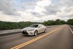 Lexus ES300h 2018 года (NA)